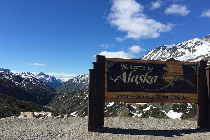 private-luxury-shore-excursion-skagway-ak-to-emerald-lake-yukon