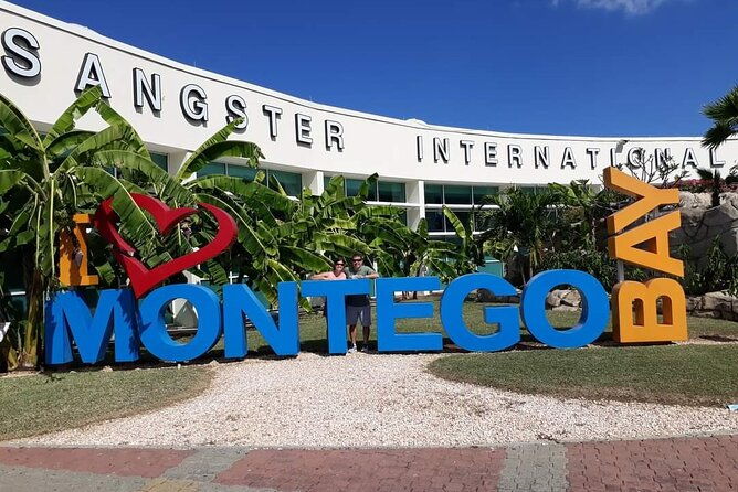 private-montego-bay-airport-transfer-to-negril-2