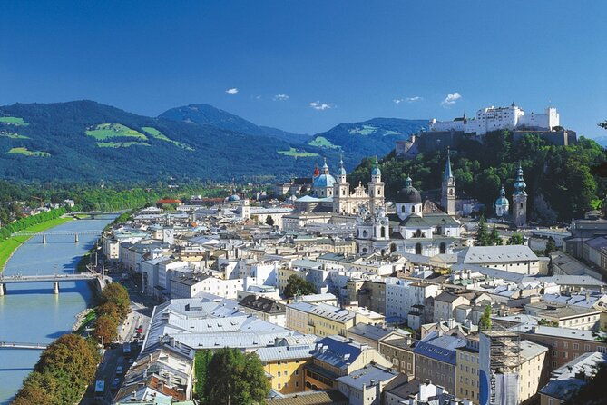 private-one-way-sightseeing-transfer-from-salzburg-to-prague-via-cesky-krumlov