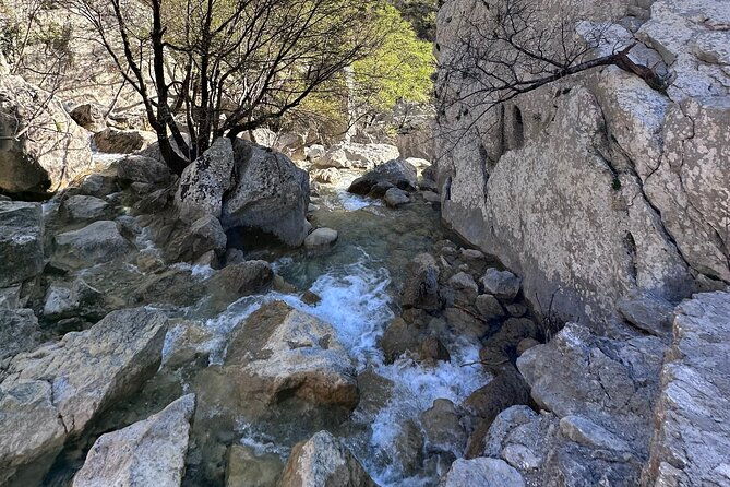 private-paklenica-hiking-tour-from-zadar-up-to-8-people