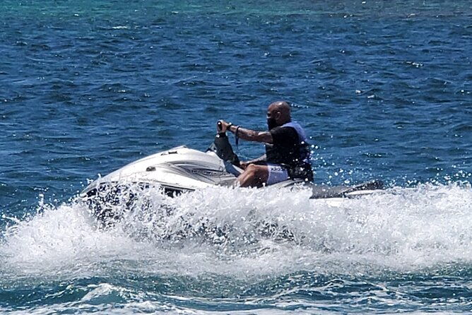 private-parasailing-and-jet-skiing-at-montego-bay