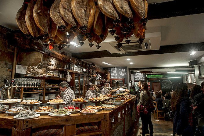 private-photographic-walk-of-san-sebastian-and-bilbao
