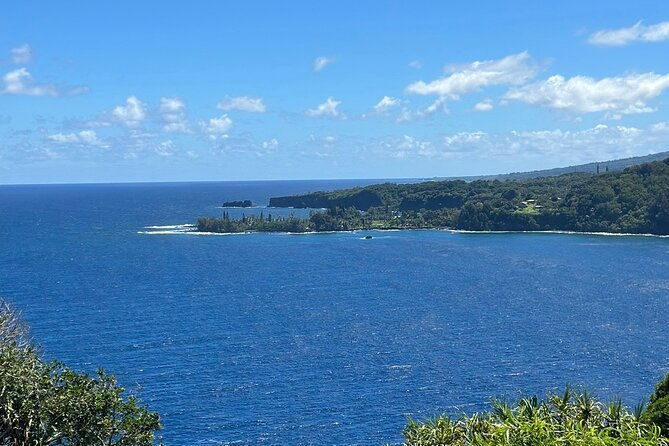 private-road-to-hana-maui-open-air-jeep-tour-2