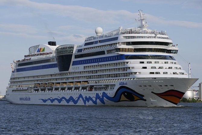 private-rotterdam-cruise-port-departure-transfer-to-ams-schiphol-airport