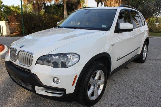 private-round-trip-airport-uvf-transfer-luxury-suv