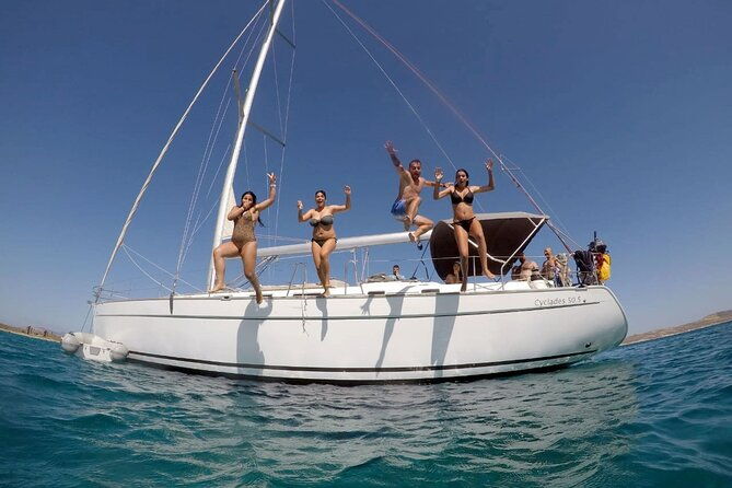 private-sailing-cruise-to-delos-rhenia-with-lunch-transfer