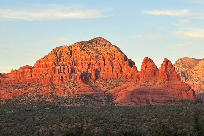 private-sedona-tour-in-a-luxury-suv-and-local-guide