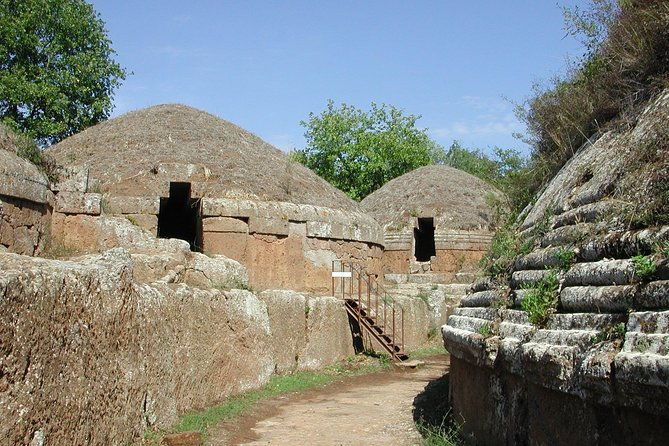 private-shore-excursion-from-civitavecchia-port-to-etruscan-countryside