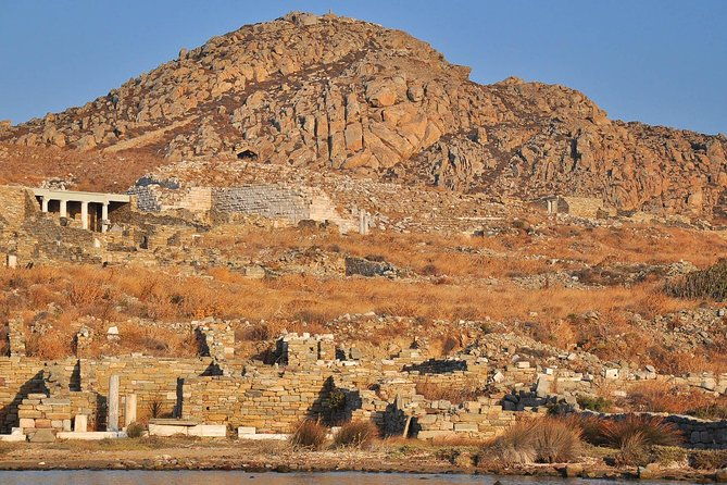 private-speedboat-cruise-from-delos-to-rhenia-and-mykonos