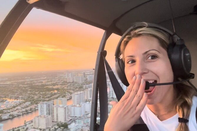 private-sunset-ft-lauderdale-to-miami-beach-helicopter-tour