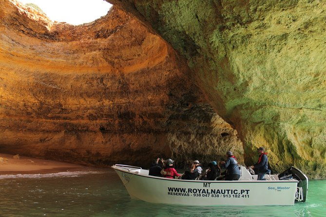 private-tour-benagil-caves