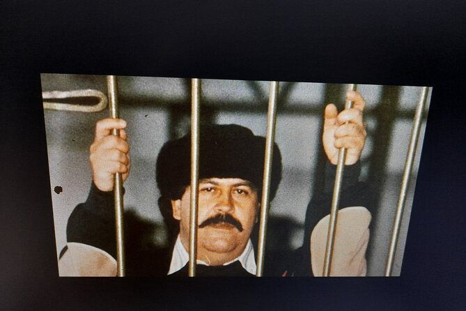 private-tour-pablo-escobar-and-griselda-blancos-tomb