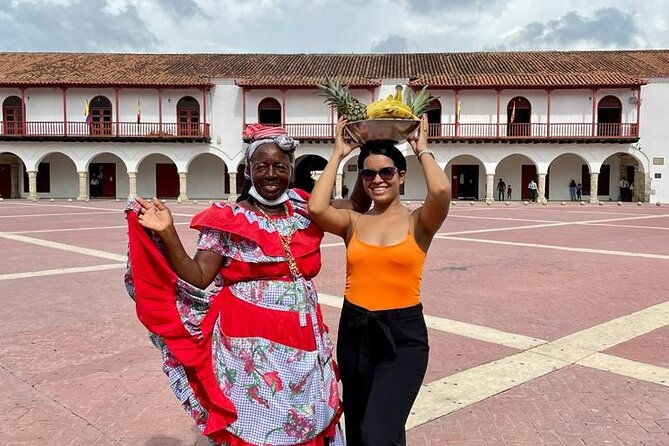 private-tour-with-guide-in-the-historic-center-of-cartagena