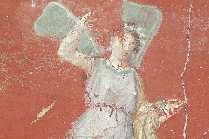 private-tour-with-official-guide-through-the-wonders-of-pompeii-2
