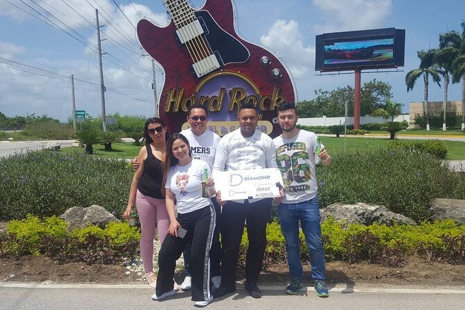 private-transfer-between-santiago-airport-and-puerto-plata
