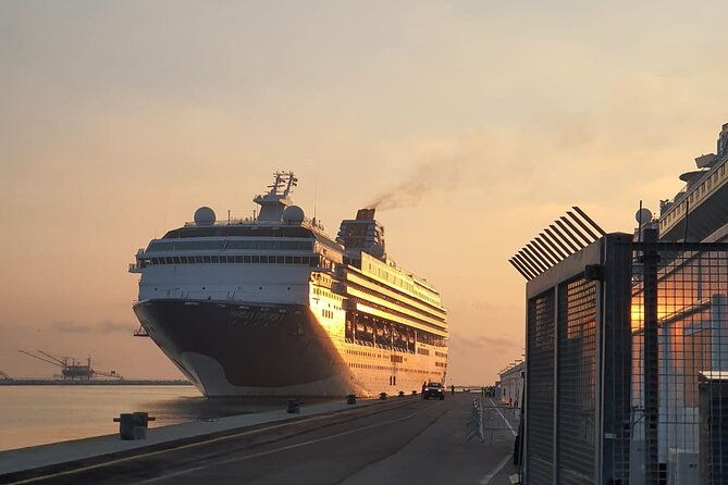 private-transfer-from-osaka-city-to-sakaiminato-cruise-port