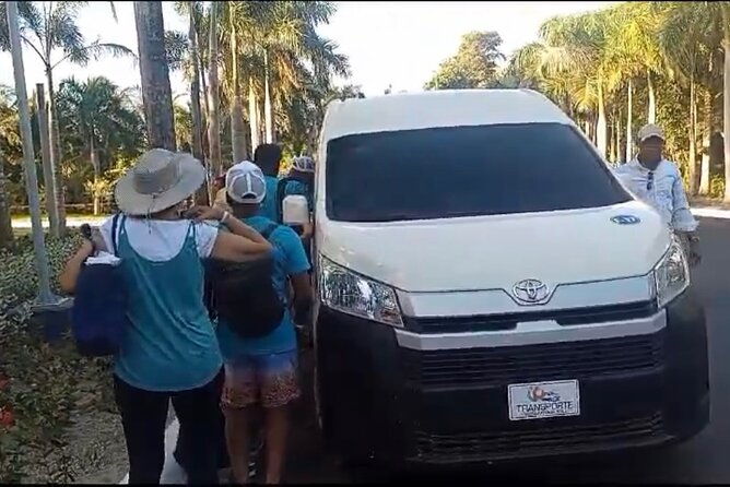 private-transfer-from-punta-cana-airport-to-hotels-3