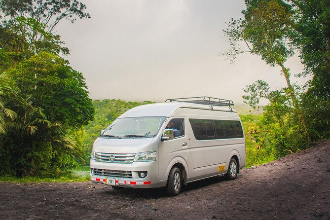 private-transfer-from-sjo-airport-to-la-fortuna-van-a-c-wif