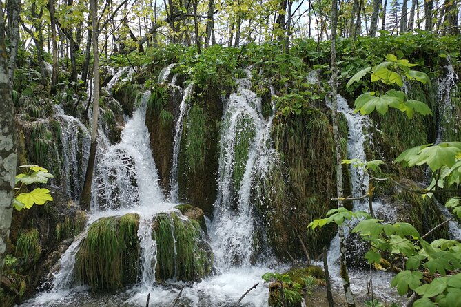 private-transfer-from-zagreb-to-split-with-plitvice-lakes-2