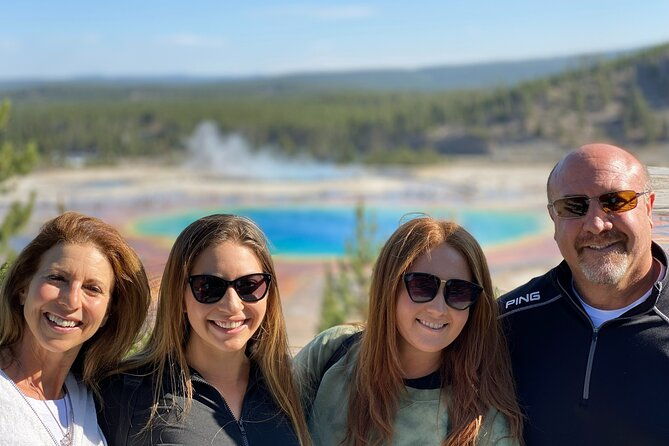 private-upper-loop-tour-of-yellowstone-national-park