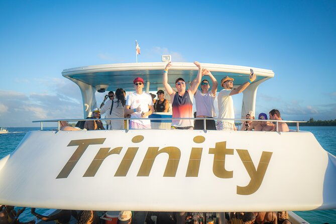 punta-cana-booze-cruise-snorkeling-sand-bar-with-entertainment