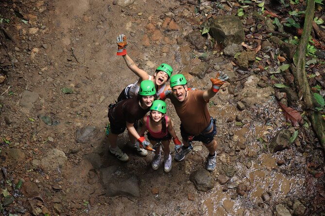 pure-trek-canyoning-volcano-hike-and-hot-springs-in-la-fortuna