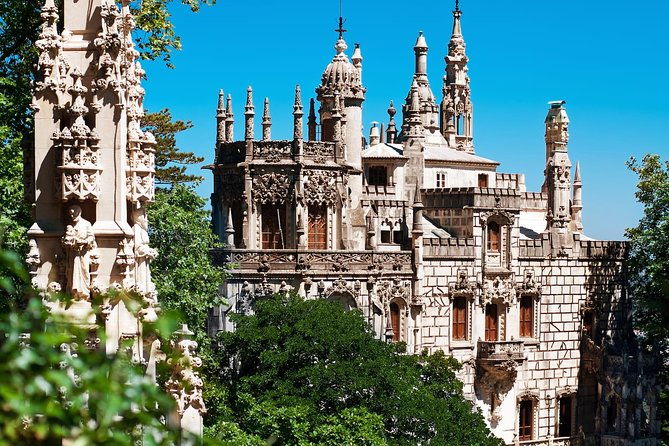quinta-da-regaleira-and-wine-tasting-in-sintra-all-inclusive-3