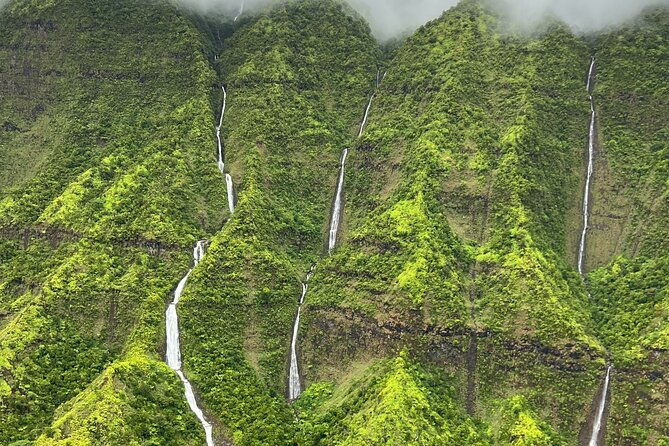 r44-private-tour-of-kauai-doors-on