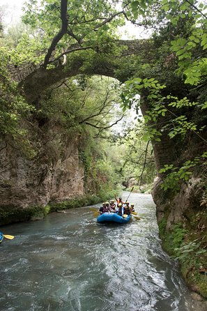 rafting-lousios-river