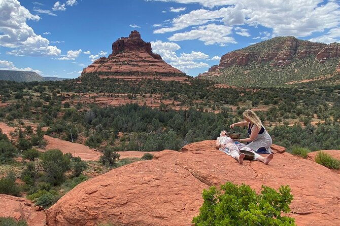 reiki-sound-healing-on-the-red-rocks-of-sedona
