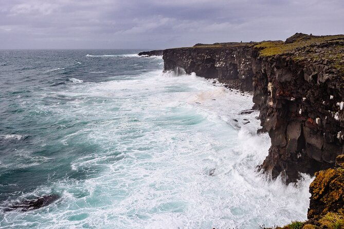 reykjanes-peninsula-volcanos-blue-lagoon-self-guided-tour