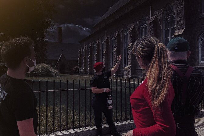 richmond-ghosts-boos-and-booze-haunted-pub-crawl