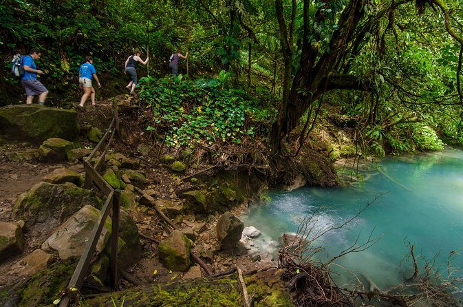 rio-celeste-and-tenorio-volcano-hike-with-lunch