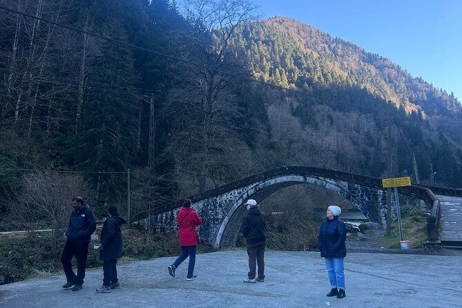 rize-and-ayder-tour-mountains-and-river