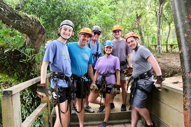 roatan-half-day-zipline-beaches-suspencion-bridges-wildlife