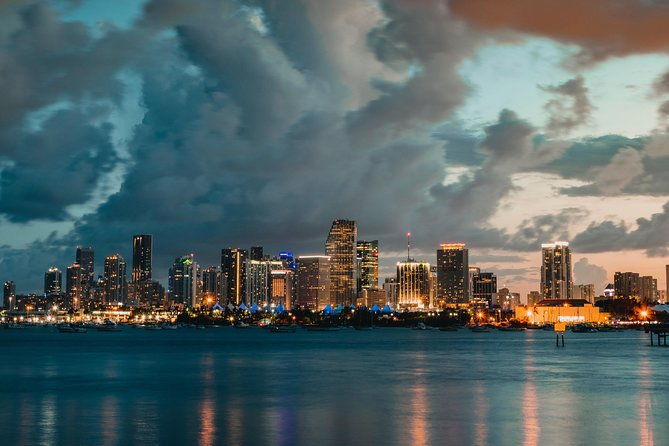 romantic-miami-50-min-plane-tour-with-champagne-valentines-day