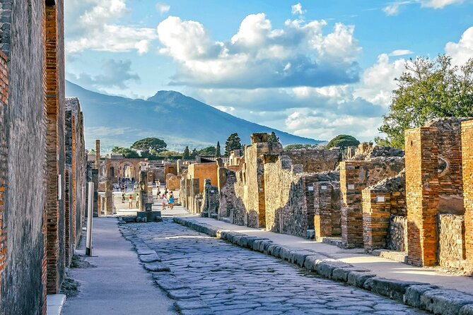 rome-to-pompeii-sorrento-capri-2-day-south-italy-tour