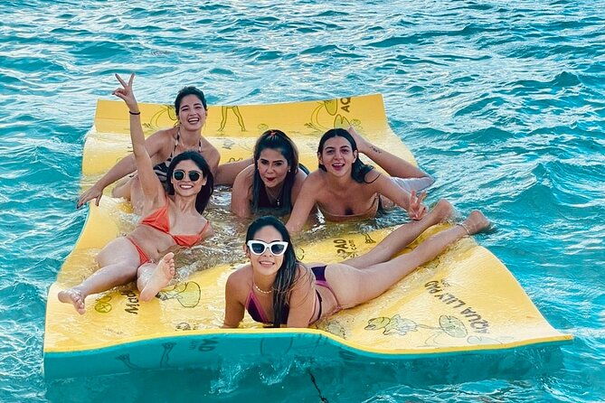 san-andres-bay-private-marine-safari-tour-includes-drone-photo