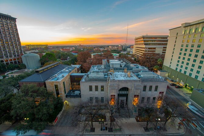 san-antonio-hop-on-hop-off-trolley-tour