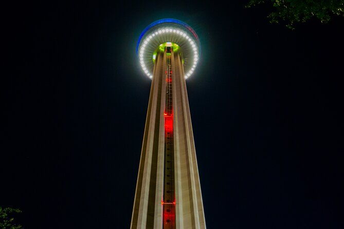 san-antonio-night-riverwalk-tour-with-tower-of-americas