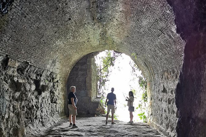 san-lorenzo-fort-and-agua-clara-locks-panama-canal-tour