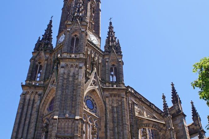 san-sebastian-hop-on-hop-off-sightseeing-tour