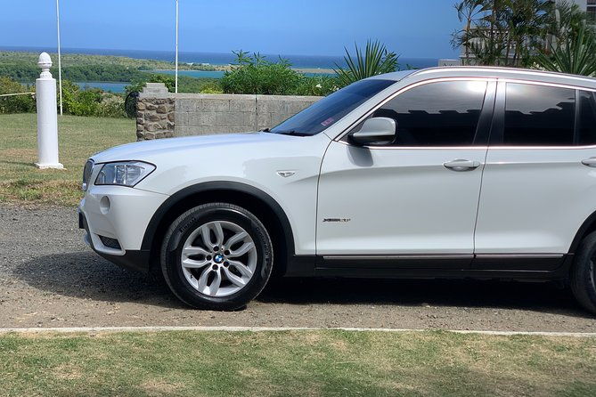 sandals-hotels-luxury-transfers-with-fast-track-vip-service-roundtrip