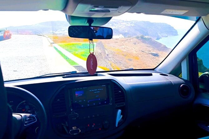 santorini-taxi-service-4
