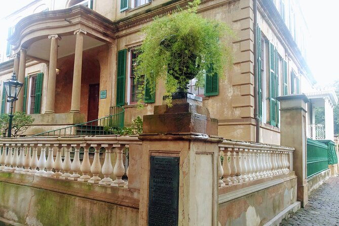 savannah-history-plus-coffee-and-chocolate-walking-tour-2