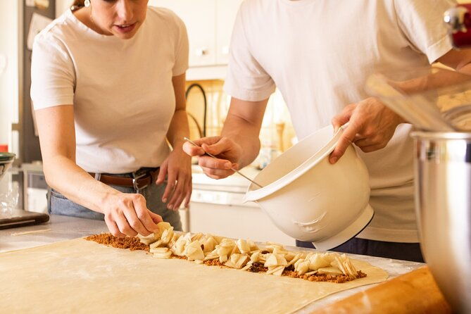 schnitzel-and-strudel-shared-cooking-class