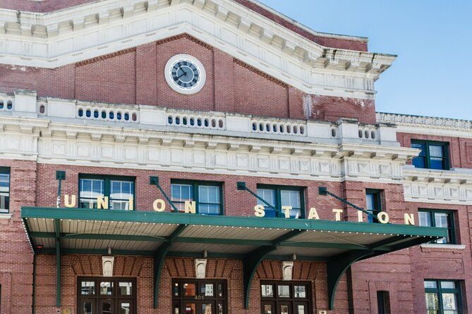 seattle-historical-downtown-exploration-game-and-tour