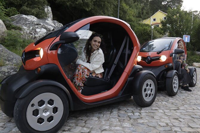 self-drive-tour-in-sintra-pena-palace-moorish-castle