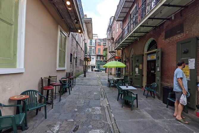 self-guided-walking-tour-french-quarter-in-new-orleans