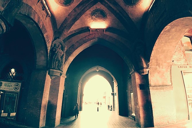 seven-secrets-of-bologna-and-more-half-day-walking-tour